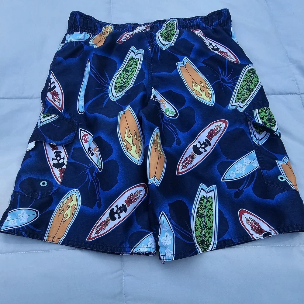 Hang Ten this listing